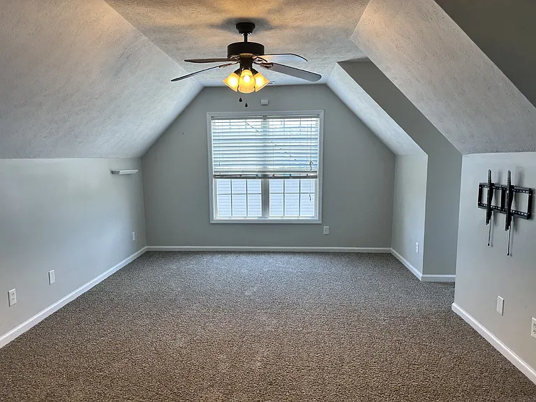 1311 Shoshone Pl — Photo 14