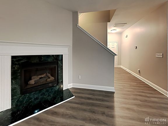 3rd image of 4347 Stone Mountain Dr