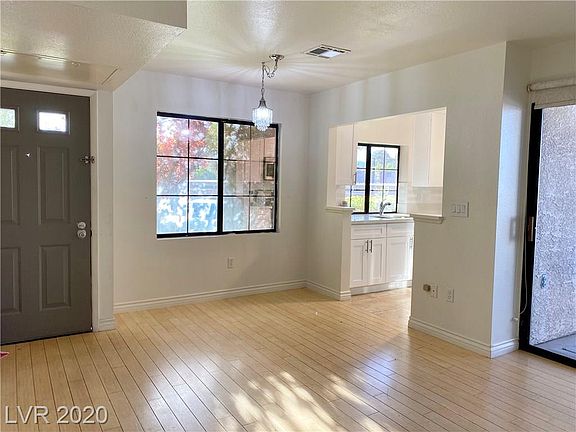 4th image of 4847 S Torrey Pines Dr Unit 102