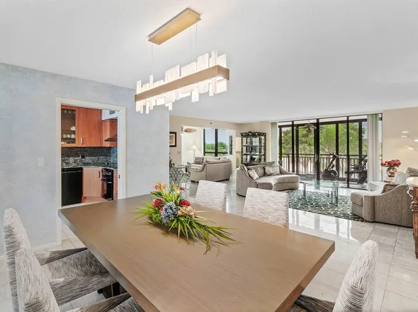 7202 Promenade Drive #401, Boca Raton, FL 33433