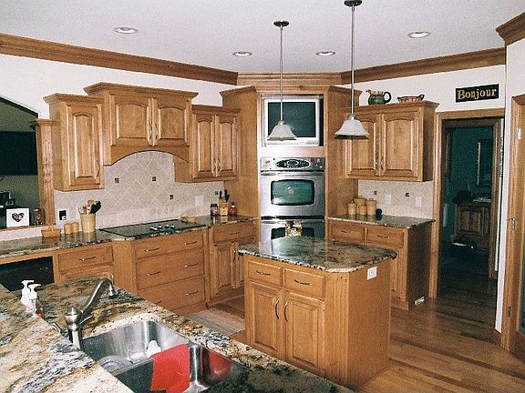 Kitchen 2