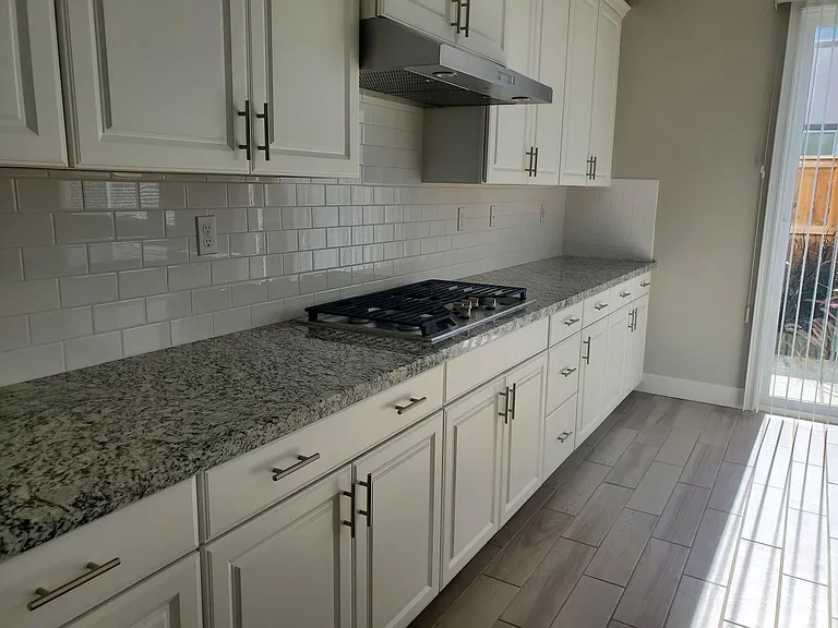 1918 Patriot Way #A — Photo 11