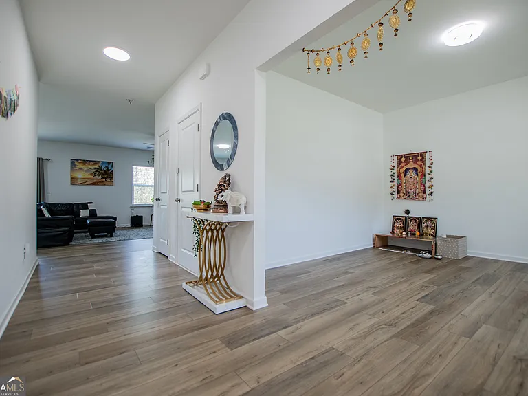 194 Rivulet Dr — Photo 13