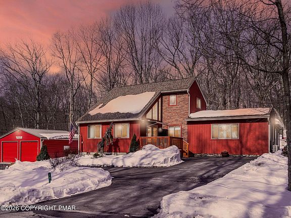 2nd image of 105 Hummingbird Trl