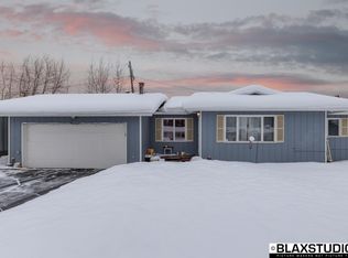 1827 Hilton Ave, Fairbanks, AK 99701