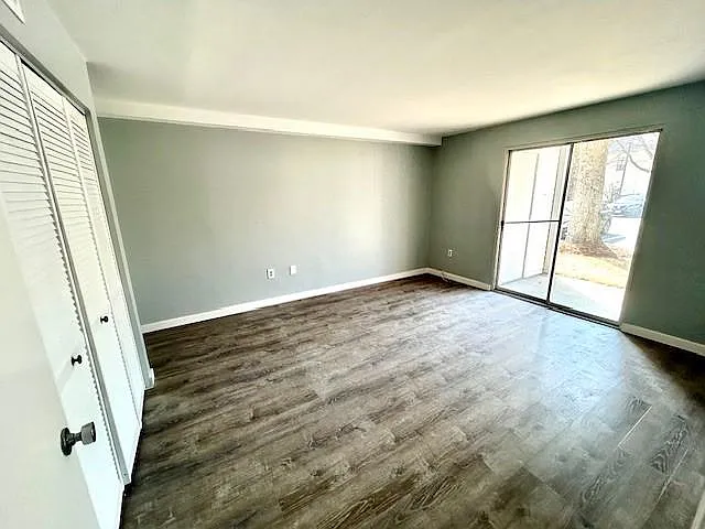 18 Walden Dr #3 — Photo 4