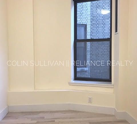 4th image of 643 W 171st St APT 32