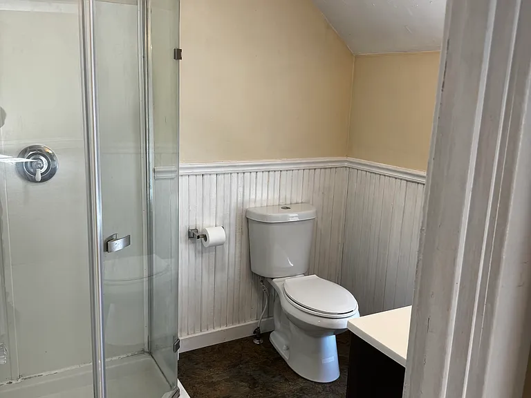 207 Fuller Ave SE #2 — Photo 5