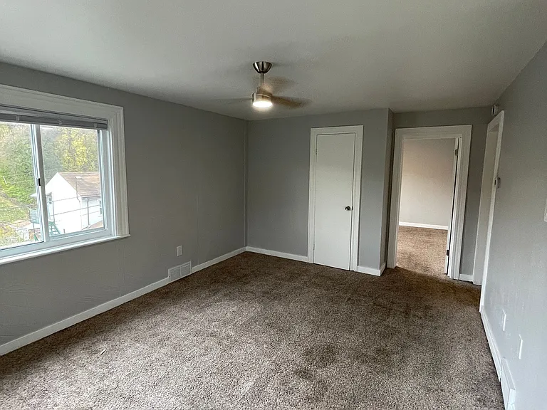 2404 S 18th St #2 — Photo 14