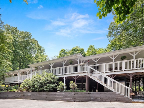 2nd image of 355 Dayton Dr