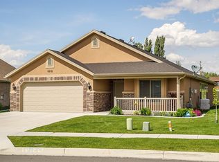 1812 W Park Dr, Syracuse, UT 84075