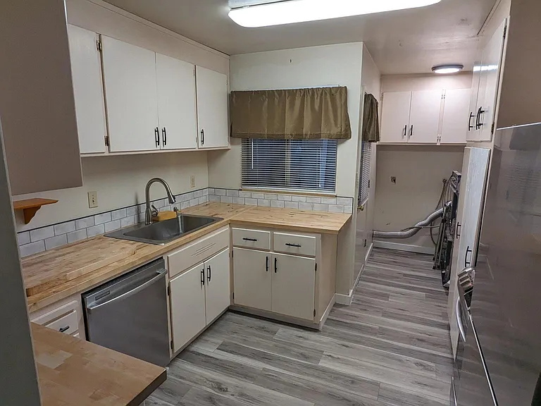1468 Pompey Dr — Photo 11