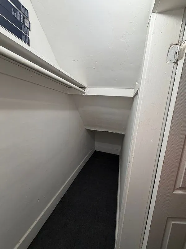 2 bed, 1.0 bath, 1232 sqft, $1,300 — Photo 3