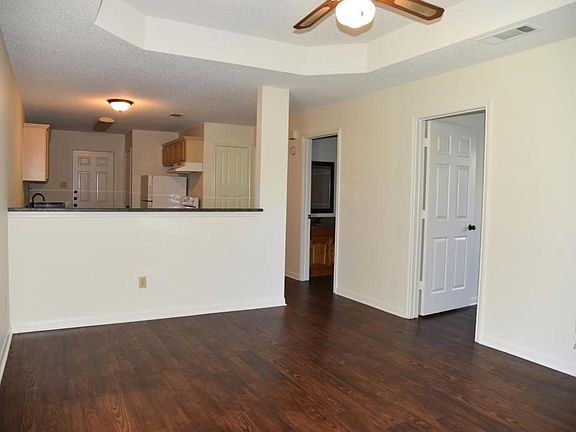 3rd image of 1530 Northwood Blvd APT 1