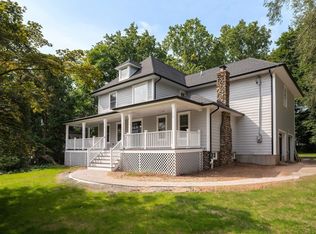 390 Prospect St, Glen Rock, NJ 07452