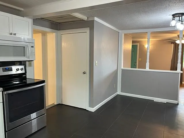 406 Taft St — Photo 6