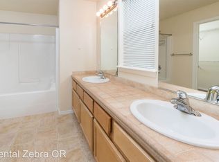 2500 NE 9th St, Redmond, OR 97756
