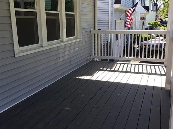 3rd image of 211 Zimmerman Blvd