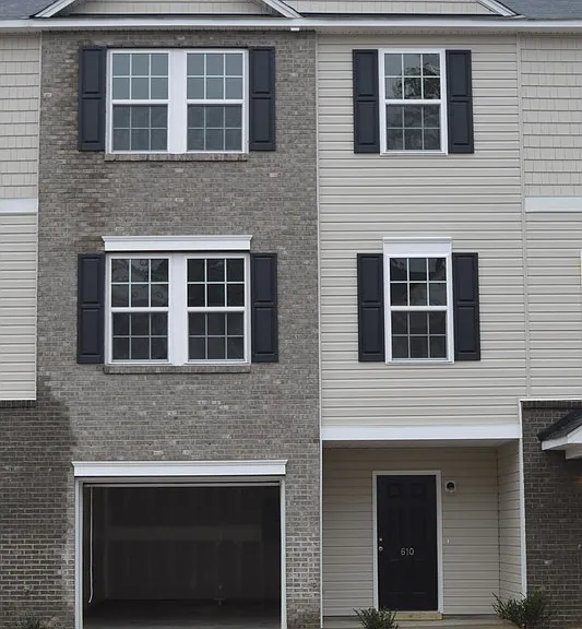 635 Minnestott Way #1 — Photo 1
