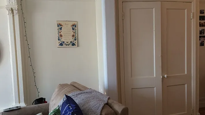 Rented by Nooklyn NYC LLC | media 22