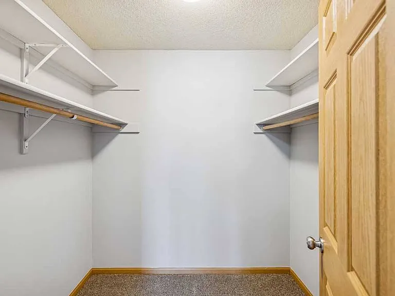 Pinebrook Apartments — Photo 114
