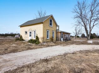 17140 Honor Hwy, Interlochen, MI