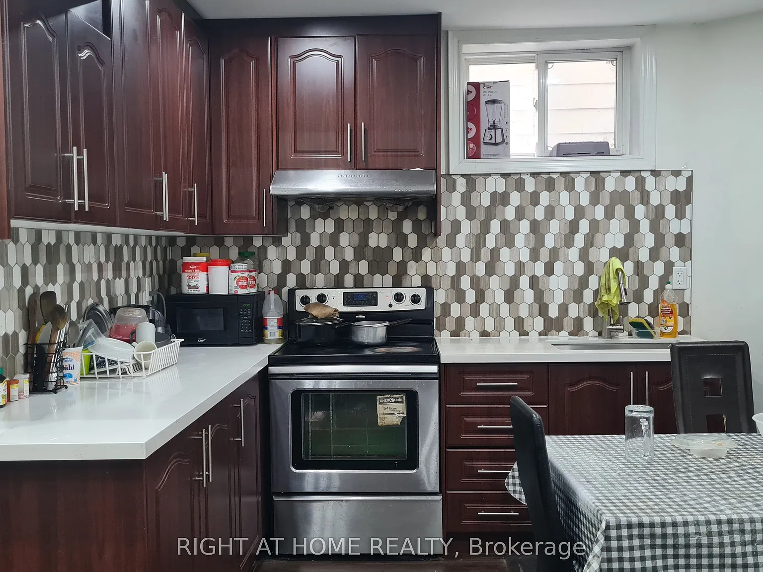 1 bed, $550 — Photo 4