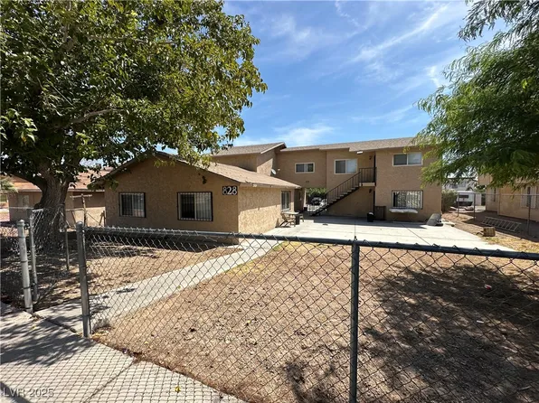 828 Held Rd, Las Vegas, NV 89101