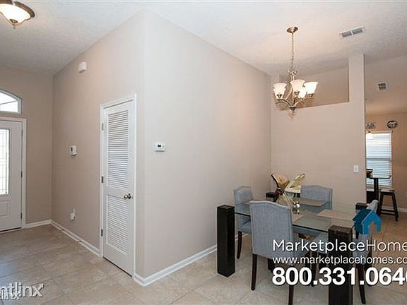 5th image of 15951 Bainebridge Dr