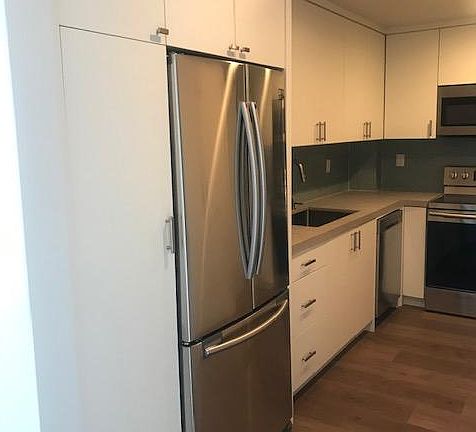 2nd image of 90 Edgewater Dr APT 425