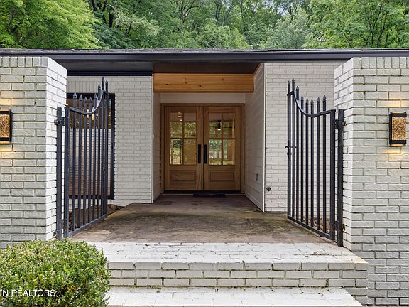 4th image of 520 S David Ln