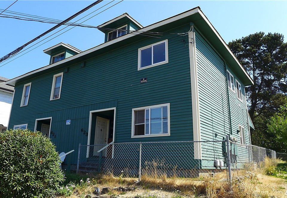 1st image of 621 623 S Sprague #1-4