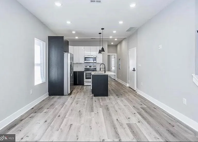 2200 N Bouvier St #2 — Photo 8