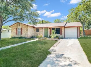 3018 Woodcliffe St, San Antonio, TX 78230