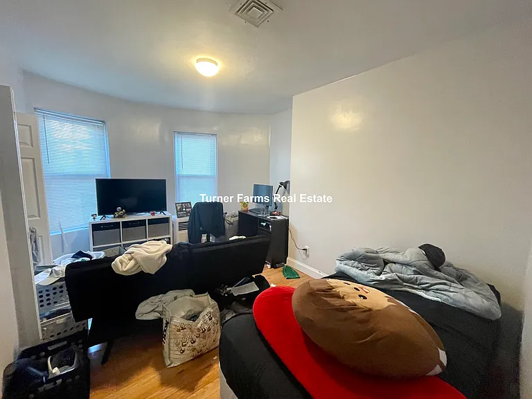 55 Dudley St — Photo 5