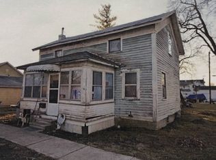 212 N Pearl St, Butler, IN 46721