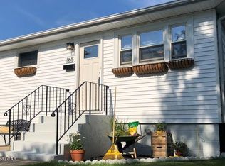 865 Peace St, Hazleton, PA 18201