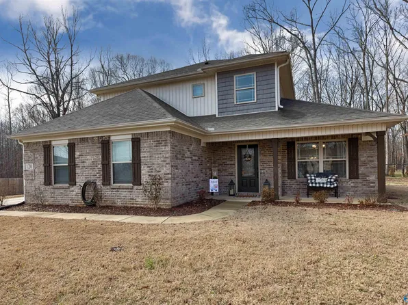 120 Breezy Brook Ln, Ardmore, AL 35739