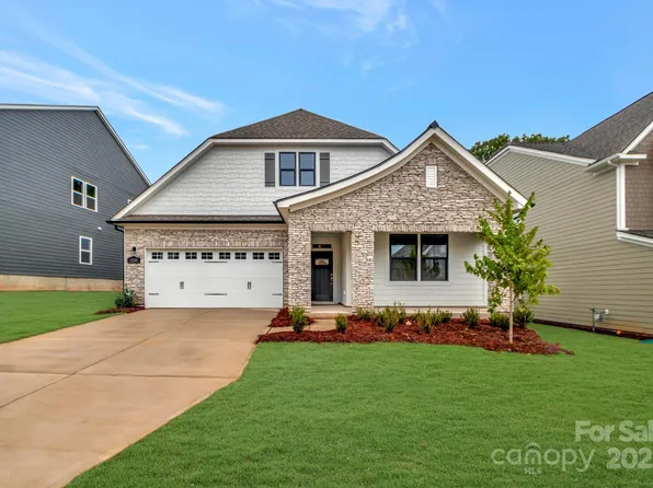 1239 Yellow Springs Dr, Huntersville, NC 28078