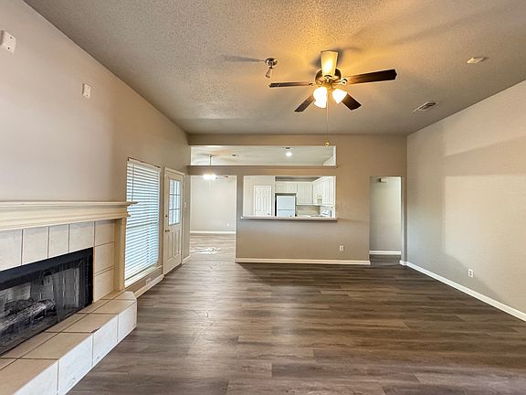 4th image of 4102 Hideaway Dr