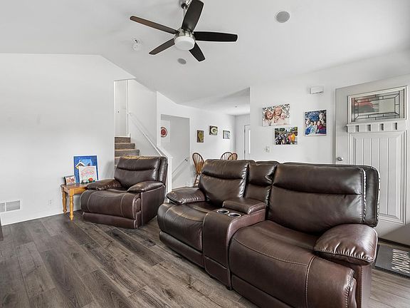 3rd image of 1818 29th STREET
