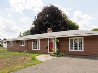 21 Murray St, Peabody, MA 01960