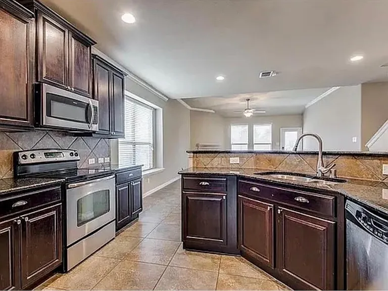 12532 Ocean Spray Dr — Photo 4