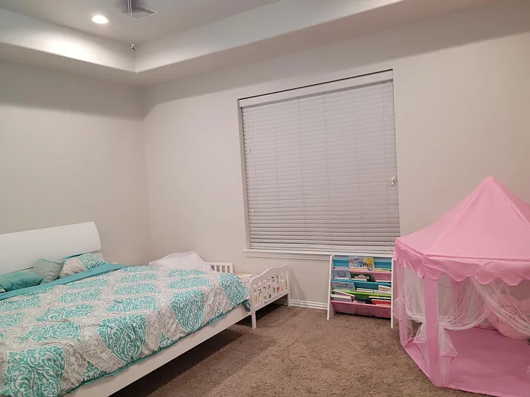 19815 Amber Village Ln — Photo 33