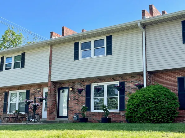 422 Macadam Dr, Lexington, KY 40517