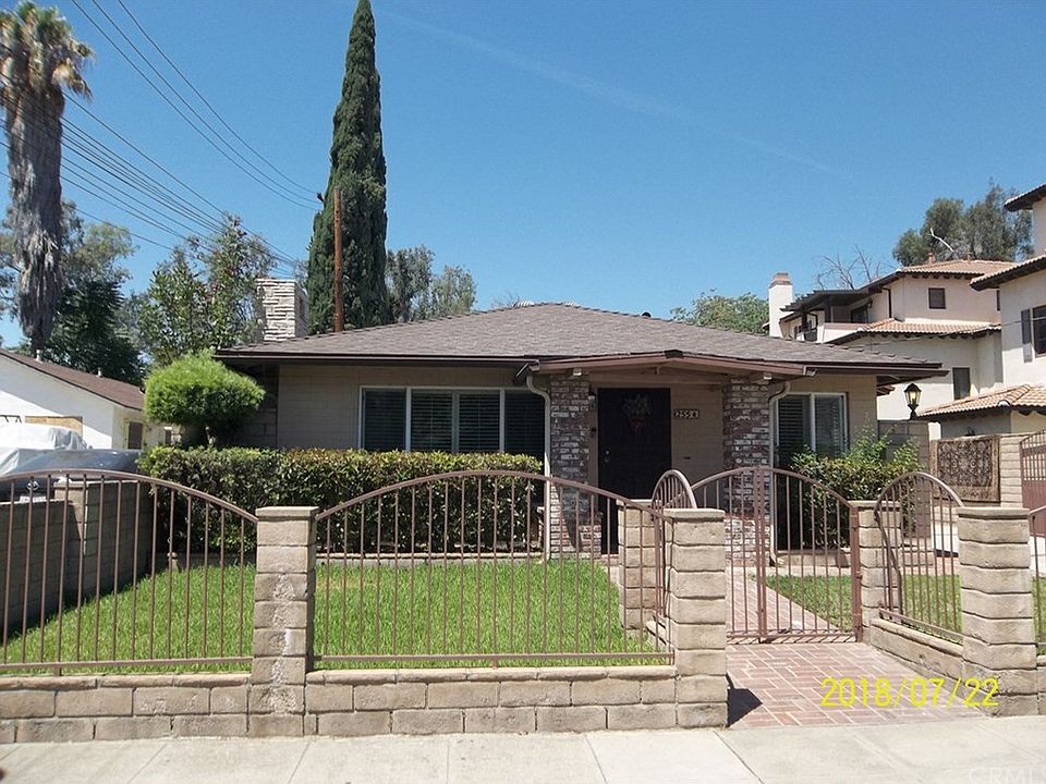 1st image of 255 257 259 S Arroyo Dr #3