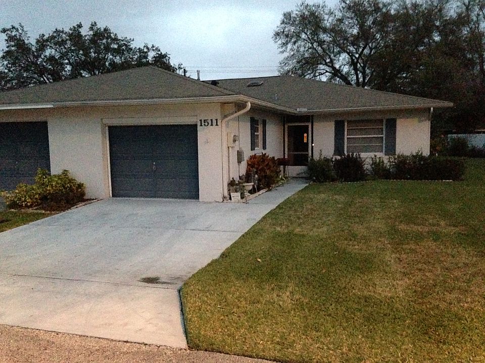 1st image of 1511 Oakview Cir SE