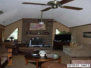 3rd image of 2121 Hearthstead Ln