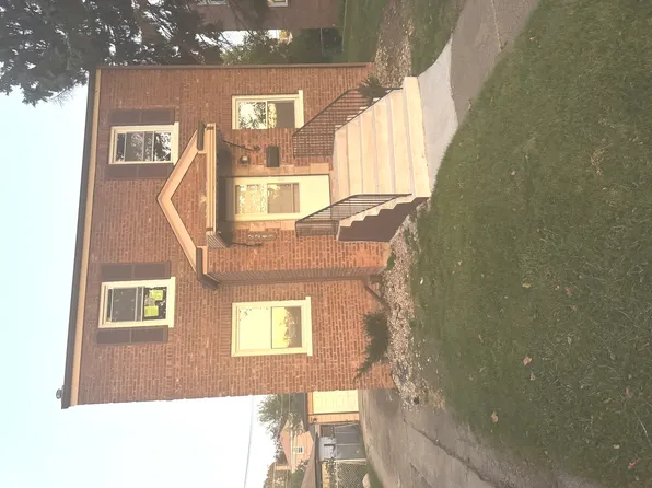 2243 S 17th Ave, Broadview, IL 60155
