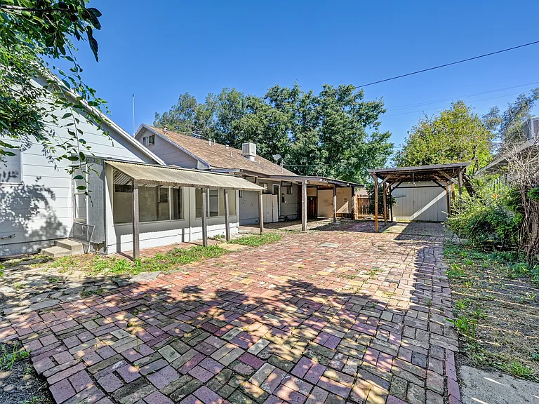 448 N Butte St — Photo 23